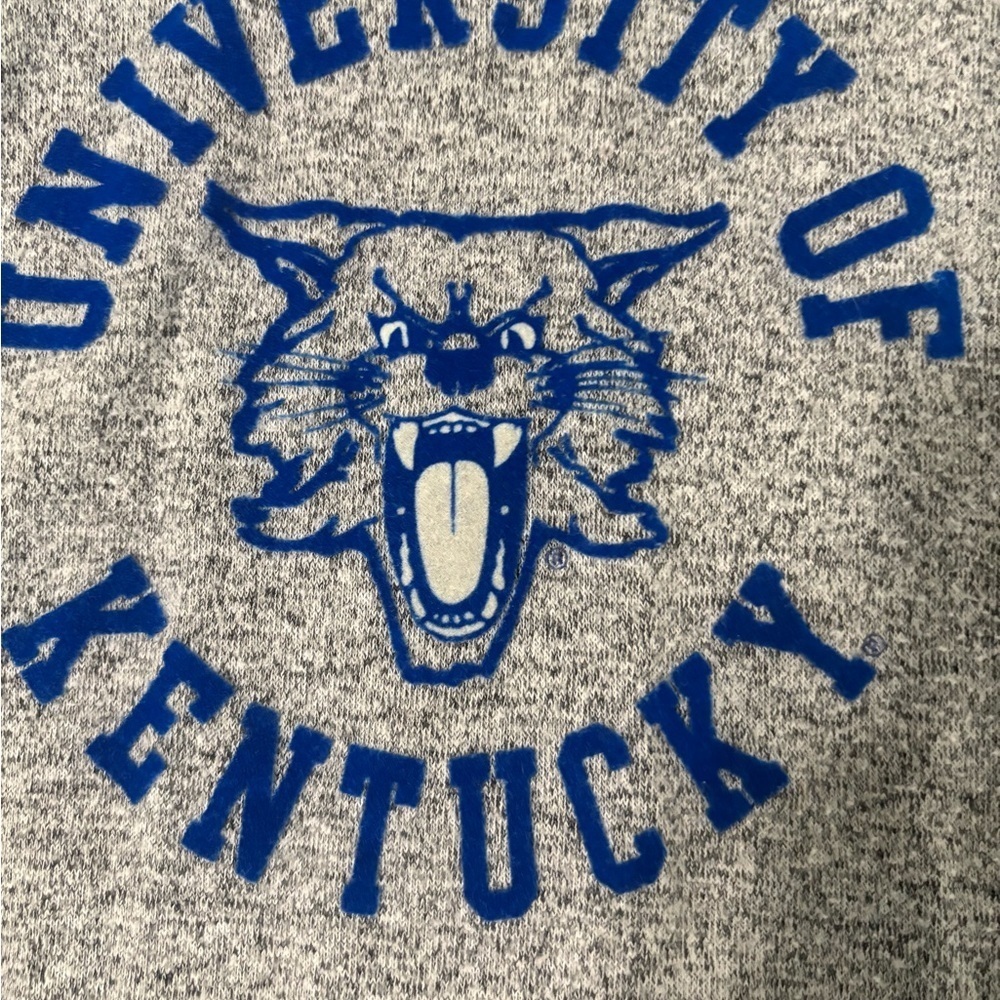 University of Kentucky Wildcats sleepwear sweatshirt - Picture 2 of 8